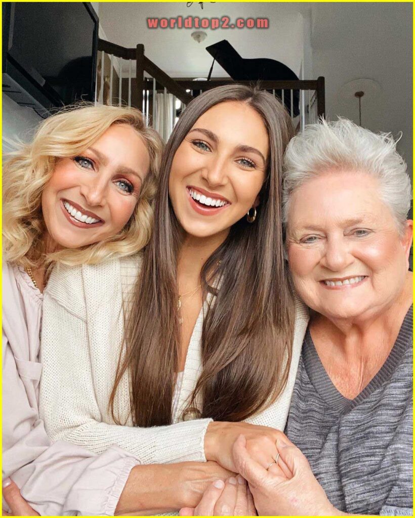 Melanie Wilking with her mother and grandmother