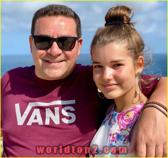 Ric Fazeres with his daughter